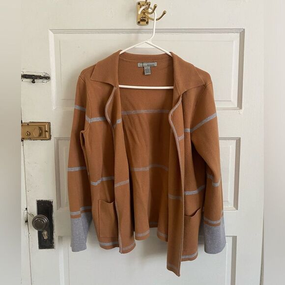 Women's Tan and Gray Cardigan Blazer Jacket Size Small - Picture 1 of 6